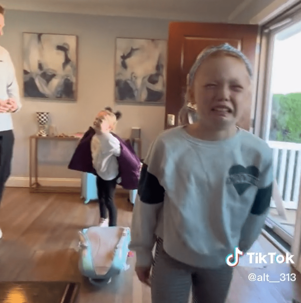 Delaney, 9, and Drew, 5 crying - Disney surprise TIkTok